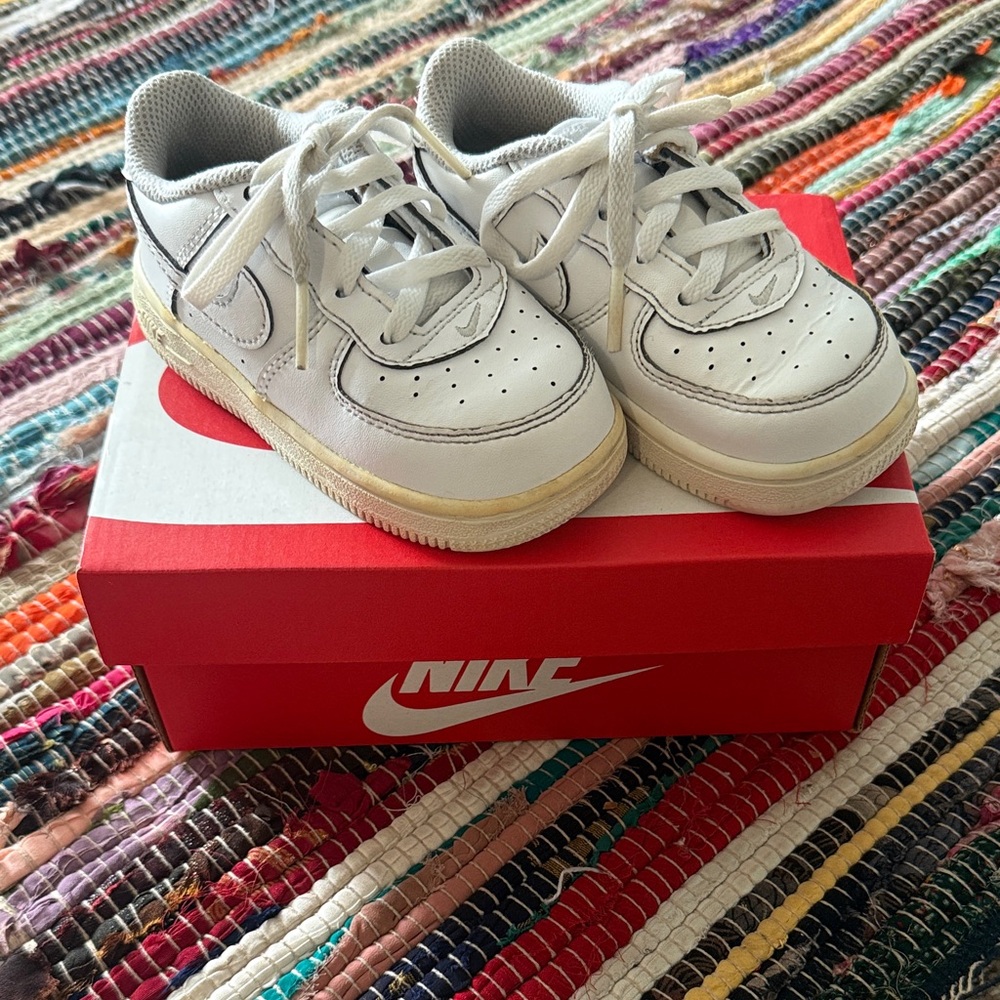 Nike Kids White and Gray Sneakers